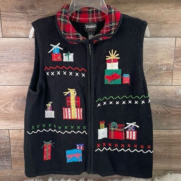Designers Originals Sweaters - DESIGNERS ORIGINALS STUDIO Ugly Christmas Zip Up Vest Sweater Size XL Black Red